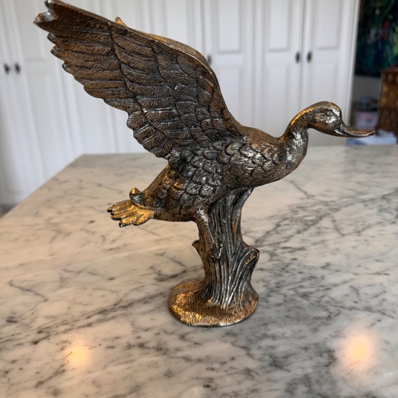 Vintage pair silver plated mallard duck figurines in flight. 1970s Italian - Picture 10 of 13